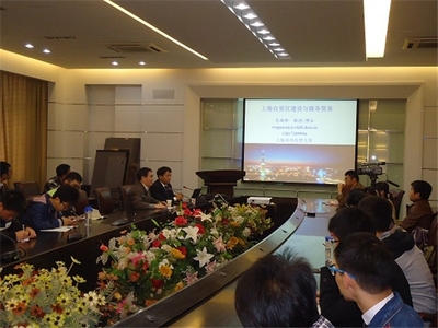 吴国新教授应邀来我院开展经济贸易咨询专题讲座